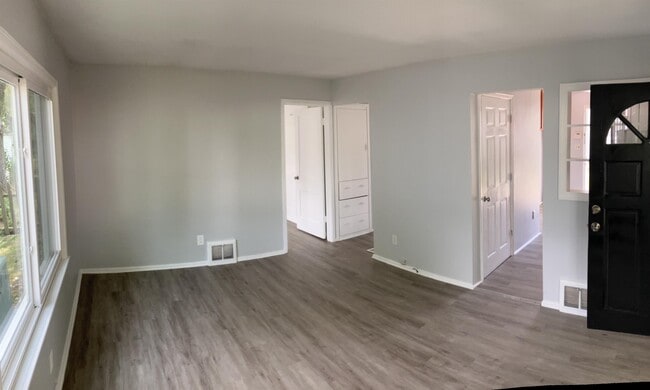 Photo - 500 W Lakewood Ave