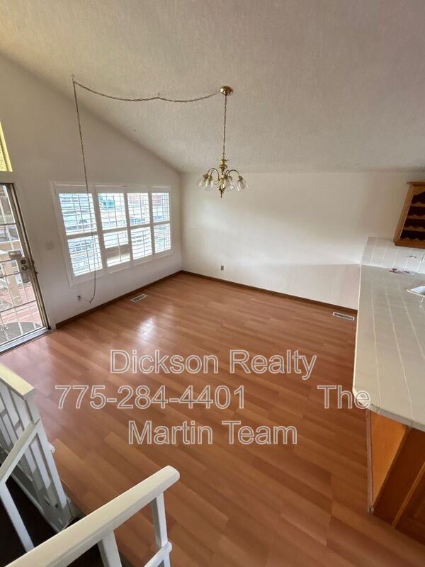 Photo - 306 E Quail St