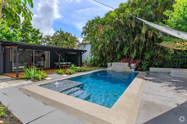 Building Photo - 414 Bywater Dr Rental