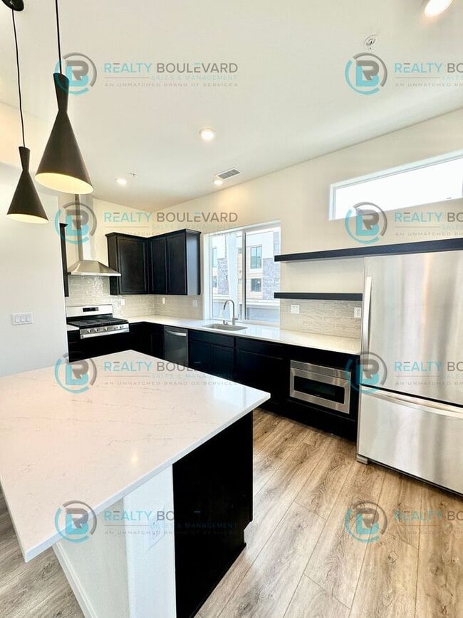 Photo - Modern 2 Bedroom 2Bath Townhome with Dual Patios & Designer Finishes near Truckee River