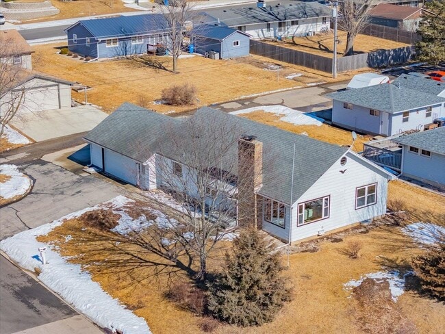 Photo - 300 Pleasant Dr