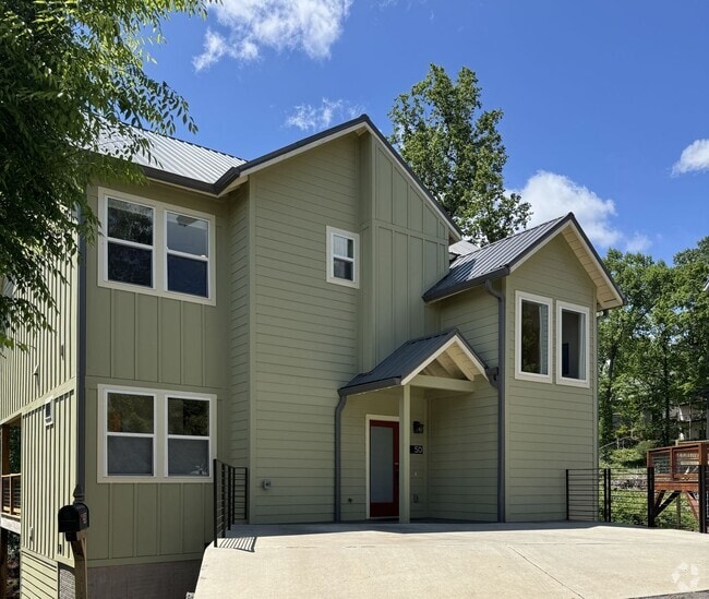 Building Photo - West AVL - Contemporary Beauty Minutes fro... Rental