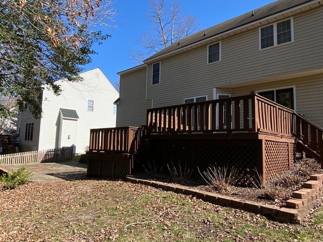 Photo - Great location In Mechanicsville! Three bedrooms plus bonus room/fourth bedroom, 2.5 baths and ga...