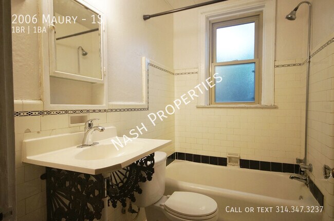 Photo - 2006 Maury-1S Unidad 1S