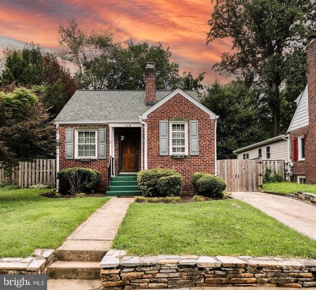 Building Photo - 119 W George Mason Rd Rental