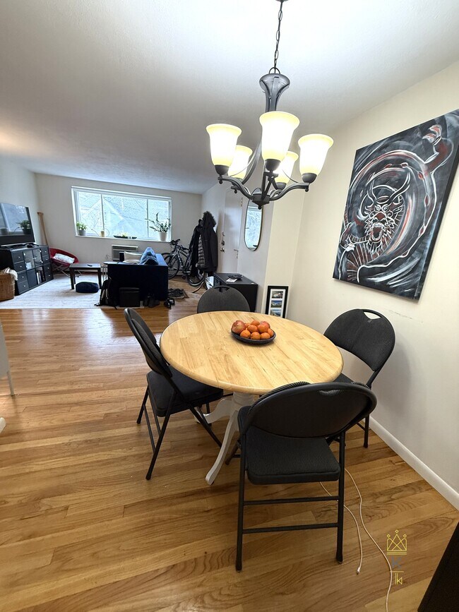 Photo - 81 Green St Unit 46