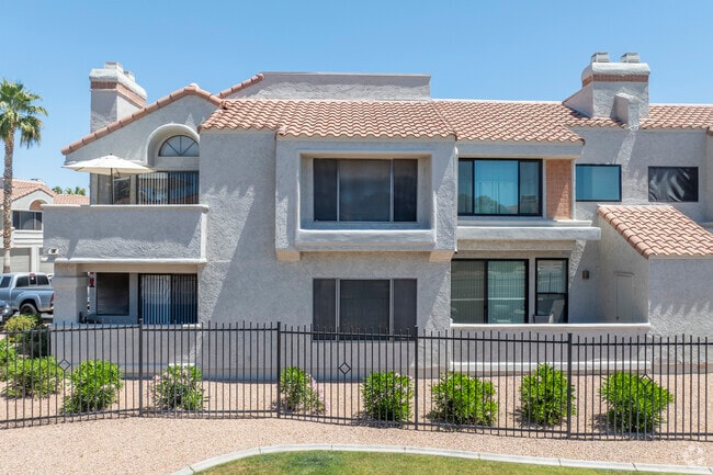 Photo - Venetian I & II