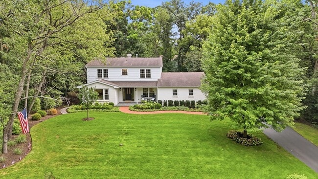 Building Photo - 6807 Rhode Island Trail