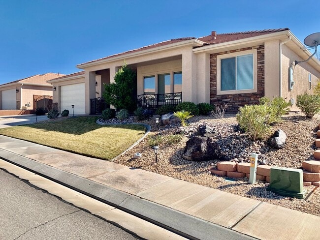 Lovely Home with RV parking in Sky Ridge - Lovely Home with RV parking in Sky Ridge