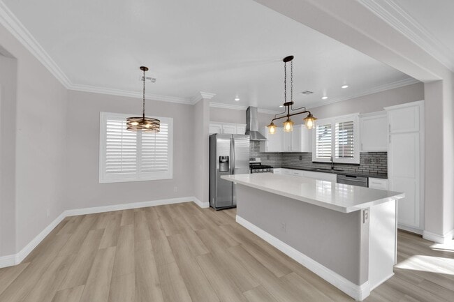 Photo - Upgraded 3 Bedrooms, 2.5 Bathrooms home in...
