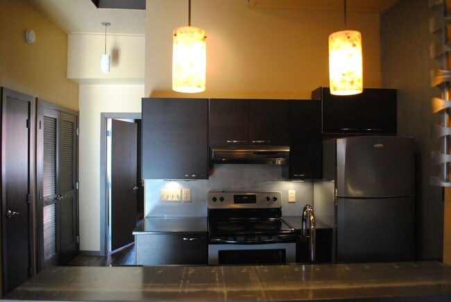 115 S 8th St Unit 201