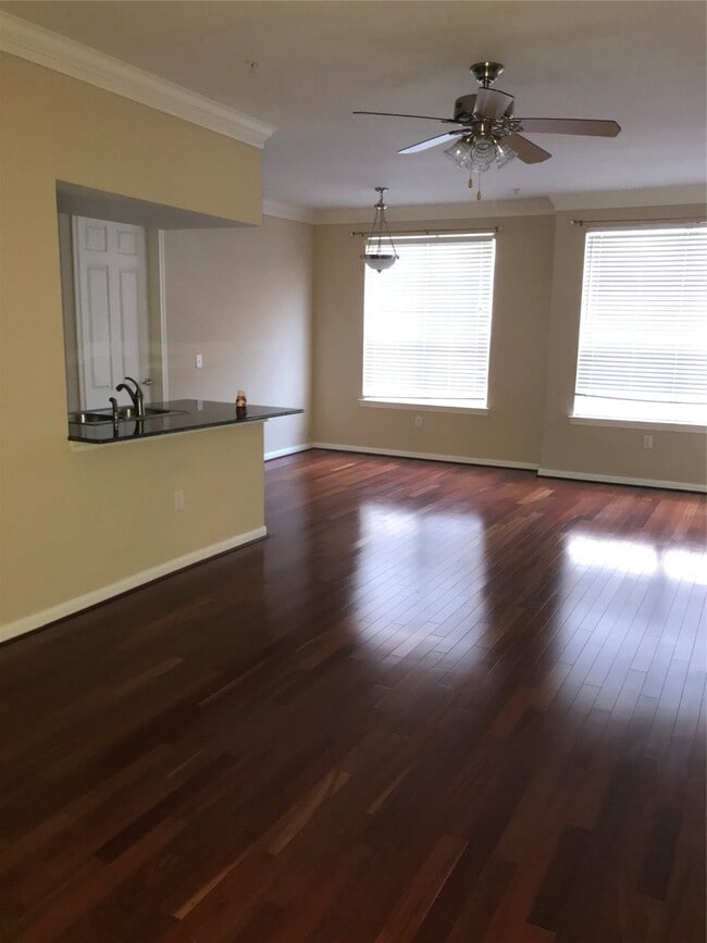 Photo - 7575 Kirby Dr Unit 2403