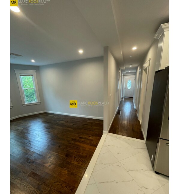 Photo - 33 Raymond Ave