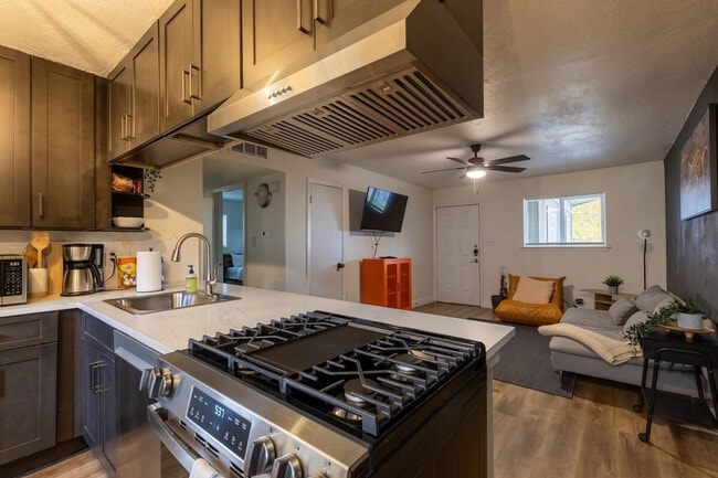 Photo - 3210 Northeast Dr Unit ID1385482P