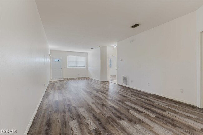 Photo - 5612 Rose Garden Rd Unidad 203