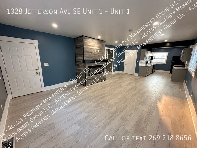 Building Photo - 1328 Jefferson Ave SE Rental