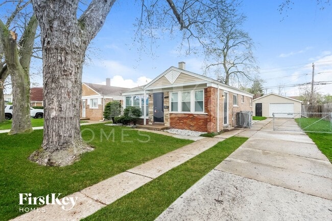Photo - 4600 W 79th Pl