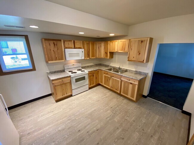 Photo - 435 Hood St House