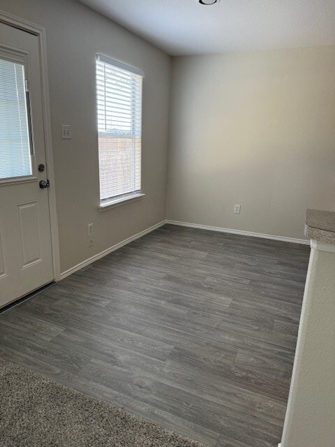 Building Photo - 8319 Radial Ct