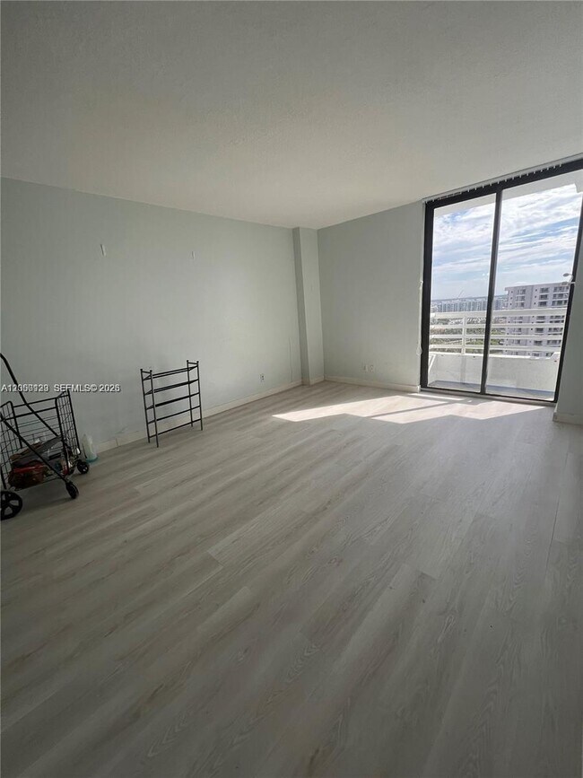 3300 NE 192 St Unit PH05