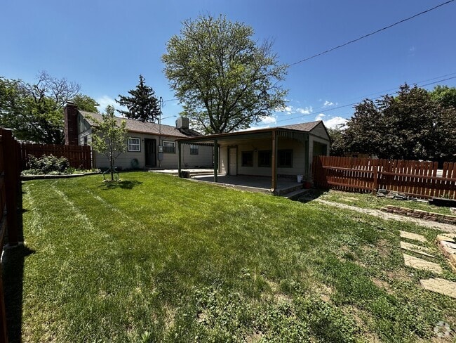 Building Photo - Charming Home in Athmar Park