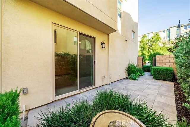 Photo - 590 Catalonia