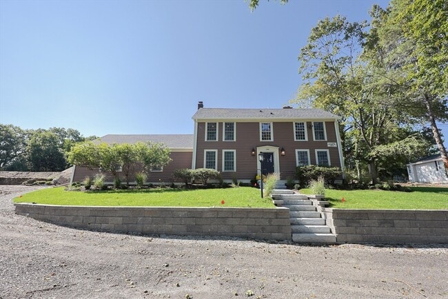 Photo - 144 Old Connecticut Path