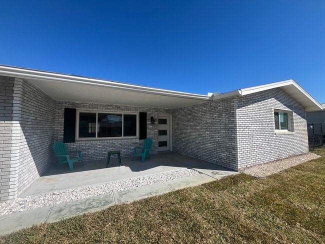 Photo - 139 Beau Rivage Dr