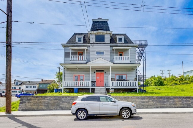 Photo - 1028 E Warrington Ave Unit Apt 3