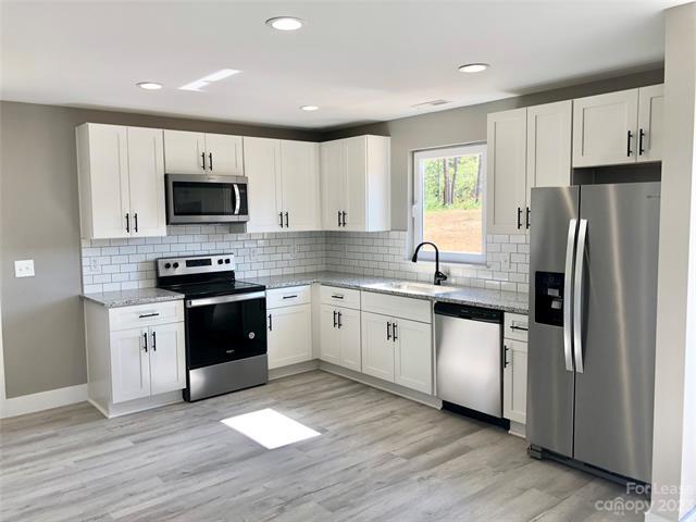 Photo - 2435 Laboratory Rd