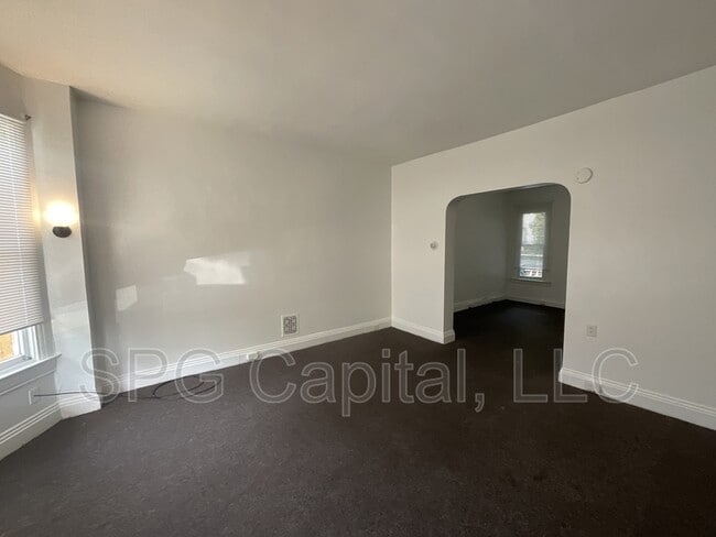 Photo - 709 W Princess St