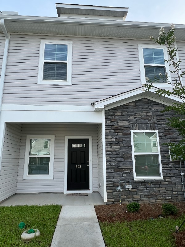 Photo - 903 Drake Grv Ln Townhome