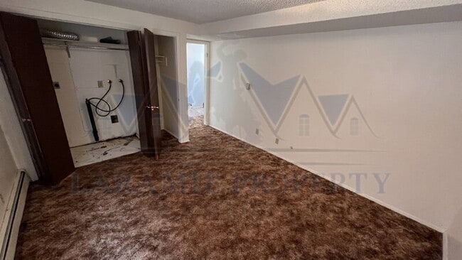 Photo - 710 Downey St Unit 19