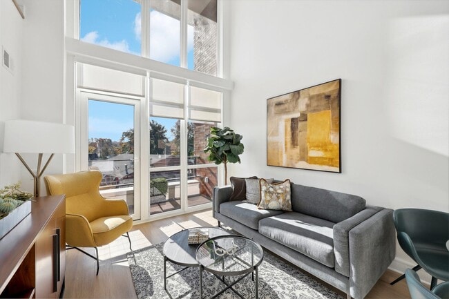 Photo - 14 Lincoln Pl Unit 304