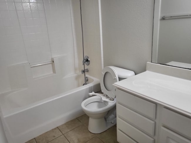 Photo - 501 Northridge St