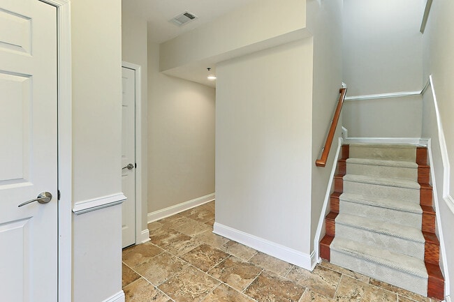 Photo - 2022 N Culpeper St