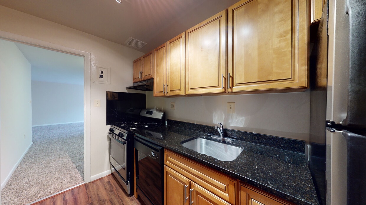 Photo - Summit Hills Apartments