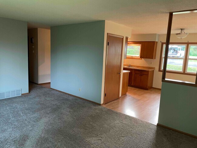 Photo - 2206 Springvale Ct