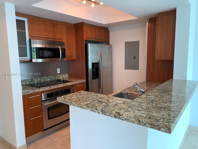 Photo - 110 Washington Ave Unit 1405