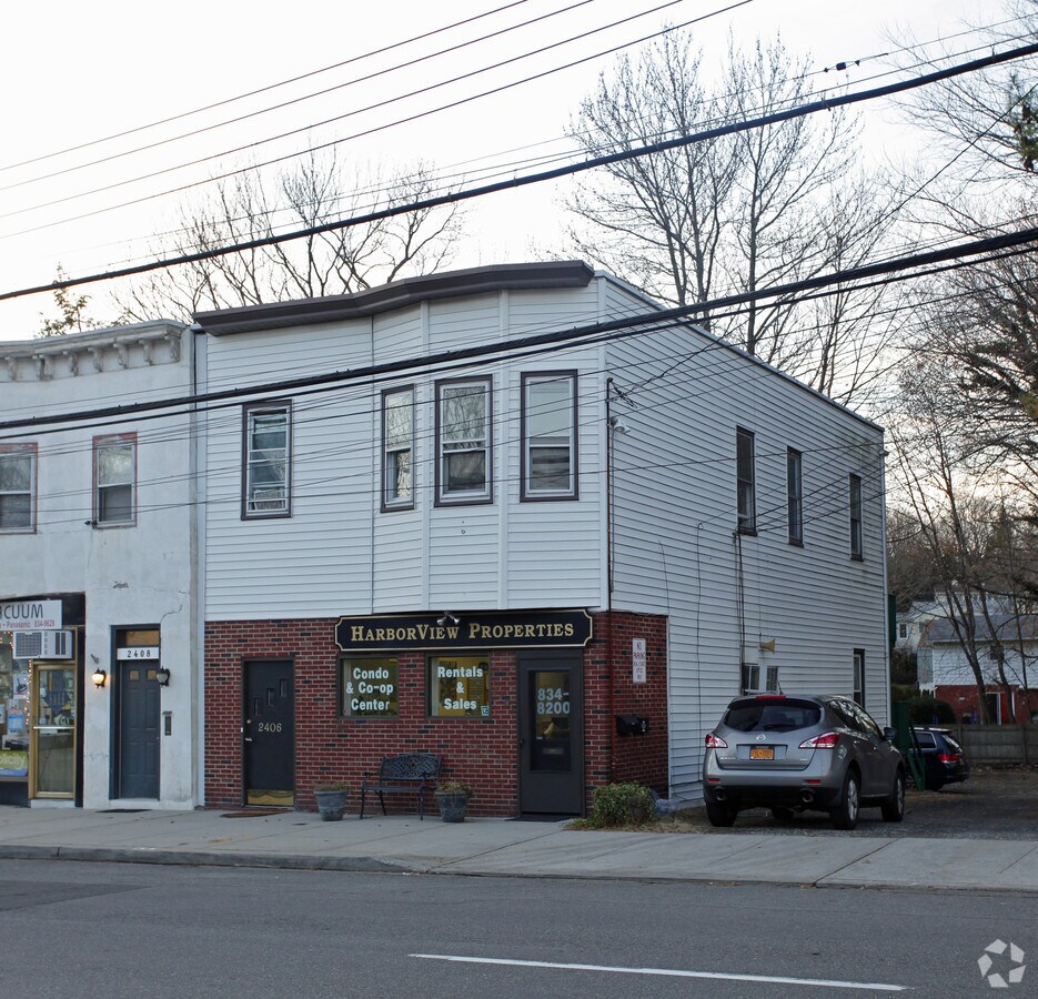 Photo - 2406 Boston Post Rd