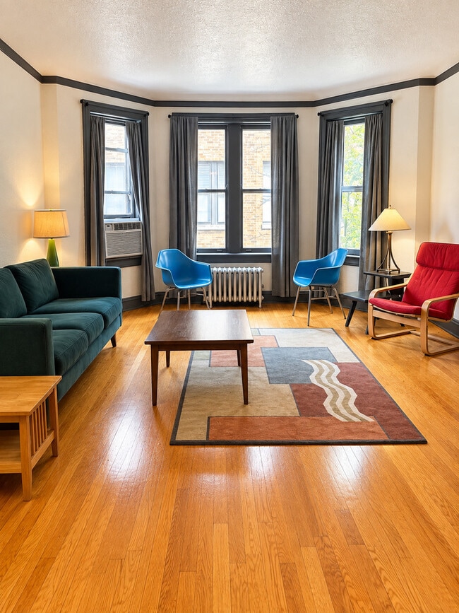 Photo - 1218 W Jarvis Ave