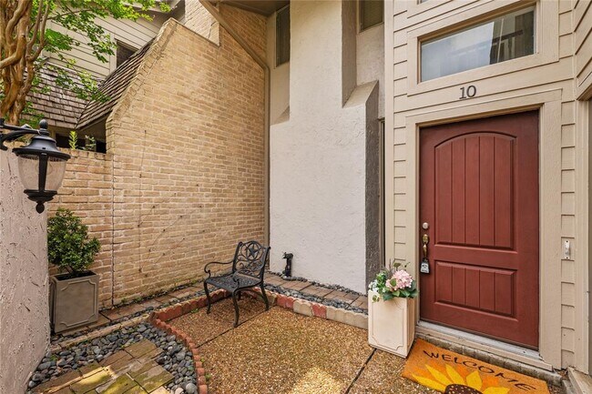 Photo - 12625 Memorial Dr Unit 10