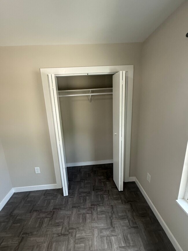 Photo - 204 Cude Ln