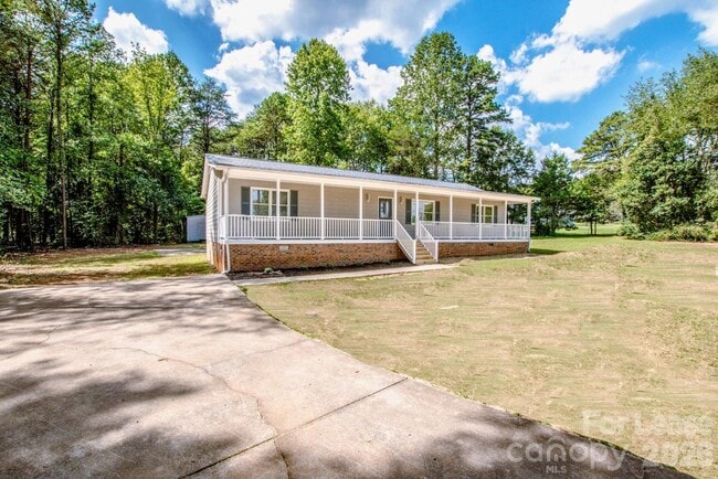 7730 Deer Track Dr