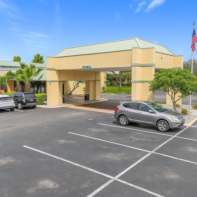 Photo - 910 Suemac Rd