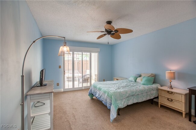 Photo - 1426 Park Shore Cir