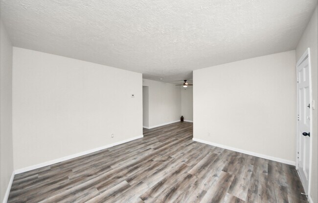 Photo - 2110 Melbourne St