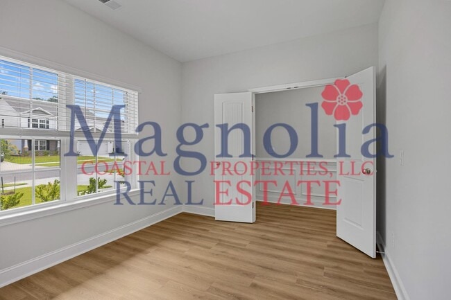 Photo - Spacious 4 Bedroom Home with Bonus Room in The Palms at New Hampstead!