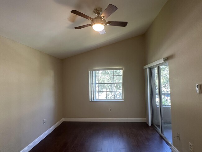 Photo - 2831 N Oakland Forest Dr