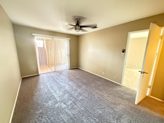 Photo - 312 W Yukon Dr Unit 2